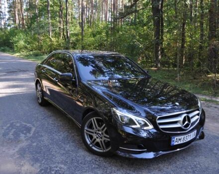 Черный Мерседес 220, объемом двигателя 2.1 л и пробегом 211 тыс. км за 19999 $, фото 19 на Automoto.ua