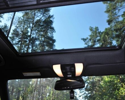 Черный Мерседес 220, объемом двигателя 2.1 л и пробегом 211 тыс. км за 19999 $, фото 14 на Automoto.ua