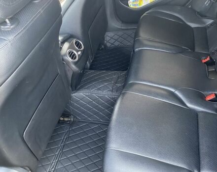 Черный Мерседес 220, объемом двигателя 2 л и пробегом 370 тыс. км за 22500 $, фото 13 на Automoto.ua