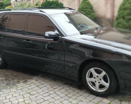 Чорний Мерседес 220, об'ємом двигуна 2.1 л та пробігом 417 тис. км за 6500 $, фото 10 на Automoto.ua