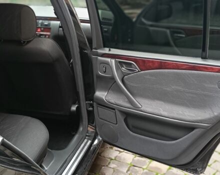 Чорний Мерседес 220, об'ємом двигуна 2.1 л та пробігом 417 тис. км за 6500 $, фото 15 на Automoto.ua