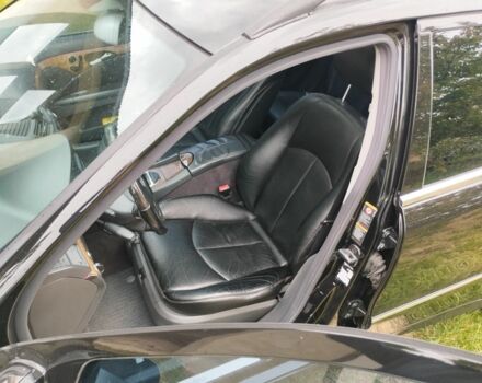 Черный Мерседес 220, объемом двигателя 2.1 л и пробегом 320 тыс. км за 5990 $, фото 8 на Automoto.ua