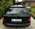 Черный Мерседес 220, объемом двигателя 2.1 л и пробегом 377 тыс. км за 5750 $, фото 3 на Automoto.ua