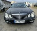 Черный Мерседес 220, объемом двигателя 2.1 л и пробегом 396 тыс. км за 8500 $, фото 7 на Automoto.ua