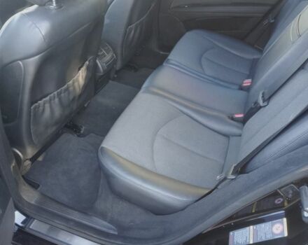 Черный Мерседес 220, объемом двигателя 2.1 л и пробегом 285 тыс. км за 7999 $, фото 5 на Automoto.ua