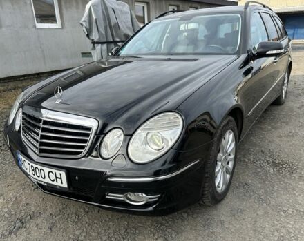 Черный Мерседес 220, объемом двигателя 2.1 л и пробегом 396 тыс. км за 8500 $, фото 20 на Automoto.ua