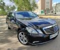 Черный Мерседес 220, объемом двигателя 2.1 л и пробегом 415 тыс. км за 12000 $, фото 1 на Automoto.ua