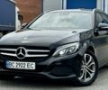 Черный Мерседес 220, объемом двигателя 2.1 л и пробегом 325 тыс. км за 13902 $, фото 2 на Automoto.ua