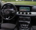 Черный Мерседес 220, объемом двигателя 2 л и пробегом 226 тыс. км за 20000 $, фото 19 на Automoto.ua