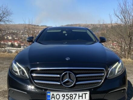 Мерседес 220 2018 у Воловце на Automoto.ua Чорний Мерседес 220, об'ємом двигуна 2 л та пробігом 370 тис. км за 22500 $, фото 1 на Automoto.ua