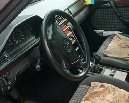 Фіолетовий Мерседес 220, об'ємом двигуна 0 л та пробігом 436 тис. км за 1403 $, фото 2 на Automoto.ua