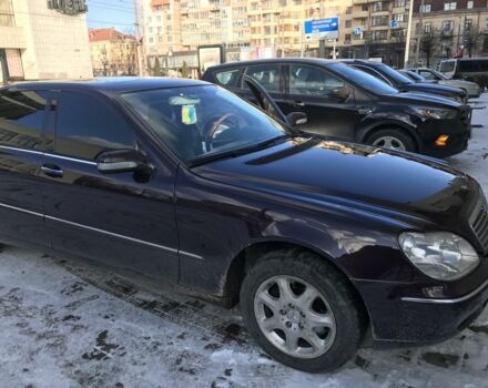 Фіолетовий Мерседес 220, об'ємом двигуна 4.9 л та пробігом 245 тис. км за 5967 $, фото 3 на Automoto.ua