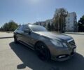 Коричневый Мерседес 220, объемом двигателя 2.1 л и пробегом 350 тыс. км за 10500 $, фото 1 на Automoto.ua