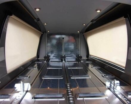 Коричневый Мерседес 220, объемом двигателя 2.2 л и пробегом 238 тыс. км за 33678 $, фото 7 на Automoto.ua