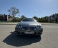 Коричневый Мерседес 220, объемом двигателя 2.1 л и пробегом 350 тыс. км за 10500 $, фото 1 на Automoto.ua