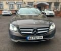 Коричневий Мерседес 220, об'ємом двигуна 2 л та пробігом 150 тис. км за 33000 $, фото 2 на Automoto.ua
