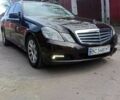 Коричневый Мерседес 220, объемом двигателя 2.1 л и пробегом 226 тыс. км за 11800 $, фото 2 на Automoto.ua