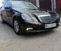 Коричневий Мерседес 220, об'ємом двигуна 2.1 л та пробігом 215 тис. км за 12100 $, фото 1 на Automoto.ua