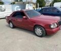 Красный Мерседес 220, объемом двигателя 0 л и пробегом 487 тыс. км за 2850 $, фото 4 на Automoto.ua