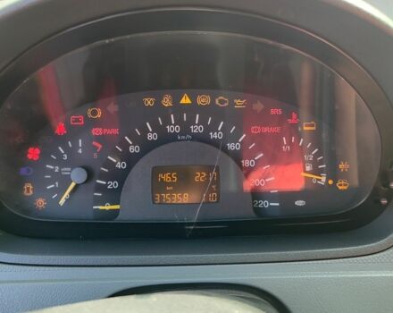 Червоний Мерседес 220, об'ємом двигуна 2.1 л та пробігом 375 тис. км за 5700 $, фото 4 на Automoto.ua