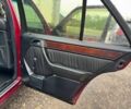 Красный Мерседес 220, объемом двигателя 2 л и пробегом 250 тыс. км за 2400 $, фото 7 на Automoto.ua