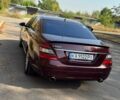 Красный Мерседес 220, объемом двигателя 5 л и пробегом 241 тыс. км за 10500 $, фото 5 на Automoto.ua