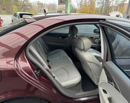 Красный Мерседес 220, объемом двигателя 1.8 л и пробегом 203 тыс. км за 7700 $, фото 8 на Automoto.ua