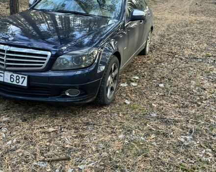 Червоний Мерседес 220, об'ємом двигуна 0 л та пробігом 330 тис. км за 4999 $, фото 2 на Automoto.ua