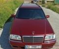 Красный Мерседес 220, объемом двигателя 2.2 л и пробегом 411 тыс. км за 4500 $, фото 11 на Automoto.ua