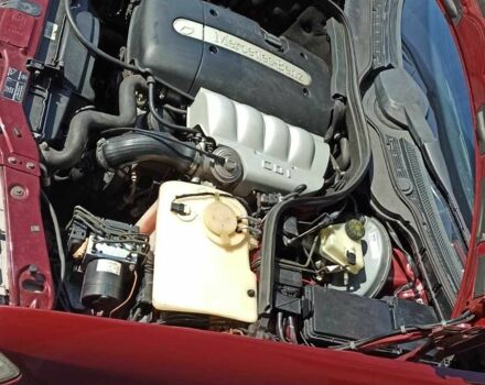 Красный Мерседес 220, объемом двигателя 2.2 л и пробегом 411 тыс. км за 4500 $, фото 2 на Automoto.ua