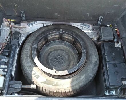 Красный Мерседес 220, объемом двигателя 2.2 л и пробегом 411 тыс. км за 4500 $, фото 19 на Automoto.ua