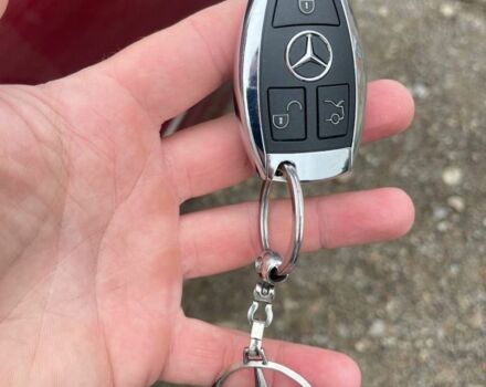 Червоний Мерседес 220, об'ємом двигуна 2.2 л та пробігом 3 тис. км за 3200 $, фото 11 на Automoto.ua