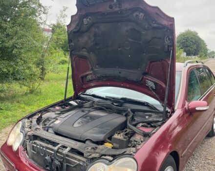 Червоний Мерседес 220, об'ємом двигуна 2.2 л та пробігом 3 тис. км за 3200 $, фото 10 на Automoto.ua