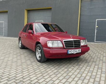 Червоний Мерседес 220, об'ємом двигуна 2.2 л та пробігом 448 тис. км за 4150 $, фото 1 на Automoto.ua