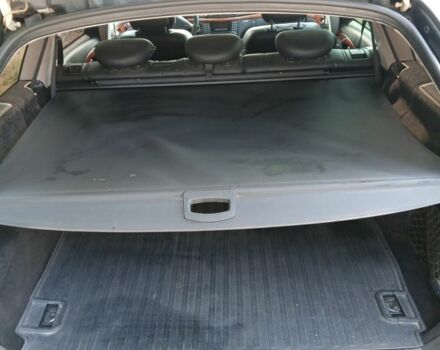 Желтый Мерседес 220, объемом двигателя 2.1 л и пробегом 740 тыс. км за 5200 $, фото 6 на Automoto.ua