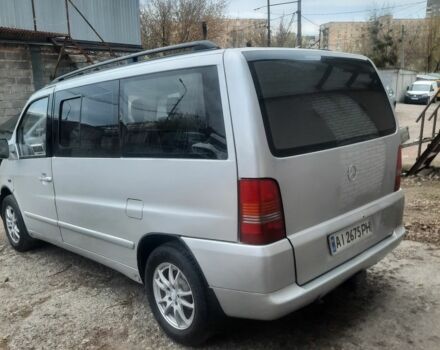 Серый Мерседес 220, объемом двигателя 2.2 л и пробегом 200 тыс. км за 82684 $, фото 1 на Automoto.ua