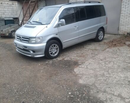 Серый Мерседес 220, объемом двигателя 2.2 л и пробегом 200 тыс. км за 82684 $, фото 2 на Automoto.ua