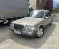 Сірий Мерседес 220, об'ємом двигуна 2.2 л та пробігом 210 тис. км за 5300 $, фото 5 на Automoto.ua