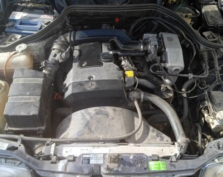 Сірий Мерседес 220, об'ємом двигуна 2.2 л та пробігом 220 тис. км за 2900 $, фото 3 на Automoto.ua