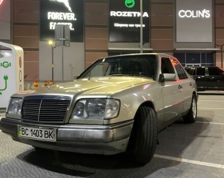 Сірий Мерседес 220, об'ємом двигуна 2.2 л та пробігом 440 тис. км за 3000 $, фото 7 на Automoto.ua