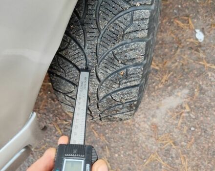 Серый Мерседес 220, объемом двигателя 2 л и пробегом 350 тыс. км за 1800 $, фото 7 на Automoto.ua