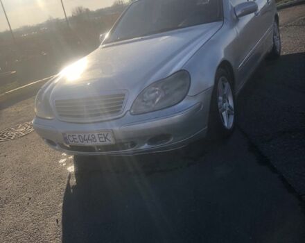 Серый Мерседес 220, объемом двигателя 3.2 л и пробегом 200 тыс. км за 2900 $, фото 1 на Automoto.ua