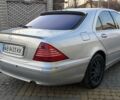Сірий Мерседес 220, об'ємом двигуна 4.3 л та пробігом 385 тис. км за 3500 $, фото 2 на Automoto.ua
