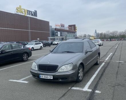 Серый Мерседес 220, объемом двигателя 5 л и пробегом 420 тыс. км за 2800 $, фото 6 на Automoto.ua