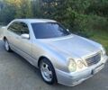 Сірий Мерседес 220, об'ємом двигуна 2.2 л та пробігом 346 тис. км за 3500 $, фото 3 на Automoto.ua