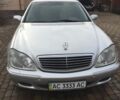 Сірий Мерседес 220, об'ємом двигуна 3.2 л та пробігом 270 тис. км за 6500 $, фото 1 на Automoto.ua