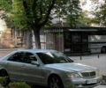 Сірий Мерседес 220, об'ємом двигуна 3.2 л та пробігом 408 тис. км за 3900 $, фото 1 на Automoto.ua