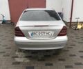 Серый Мерседес 220, объемом двигателя 2.1 л и пробегом 333 тыс. км за 3300 $, фото 1 на Automoto.ua