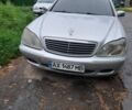 Сірий Мерседес 220, об'ємом двигуна 3.2 л та пробігом 300 тис. км за 5900 $, фото 10 на Automoto.ua