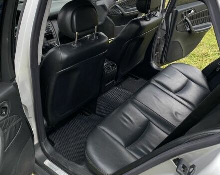 Серый Мерседес 220, объемом двигателя 2.1 л и пробегом 460 тыс. км за 5000 $, фото 7 на Automoto.ua